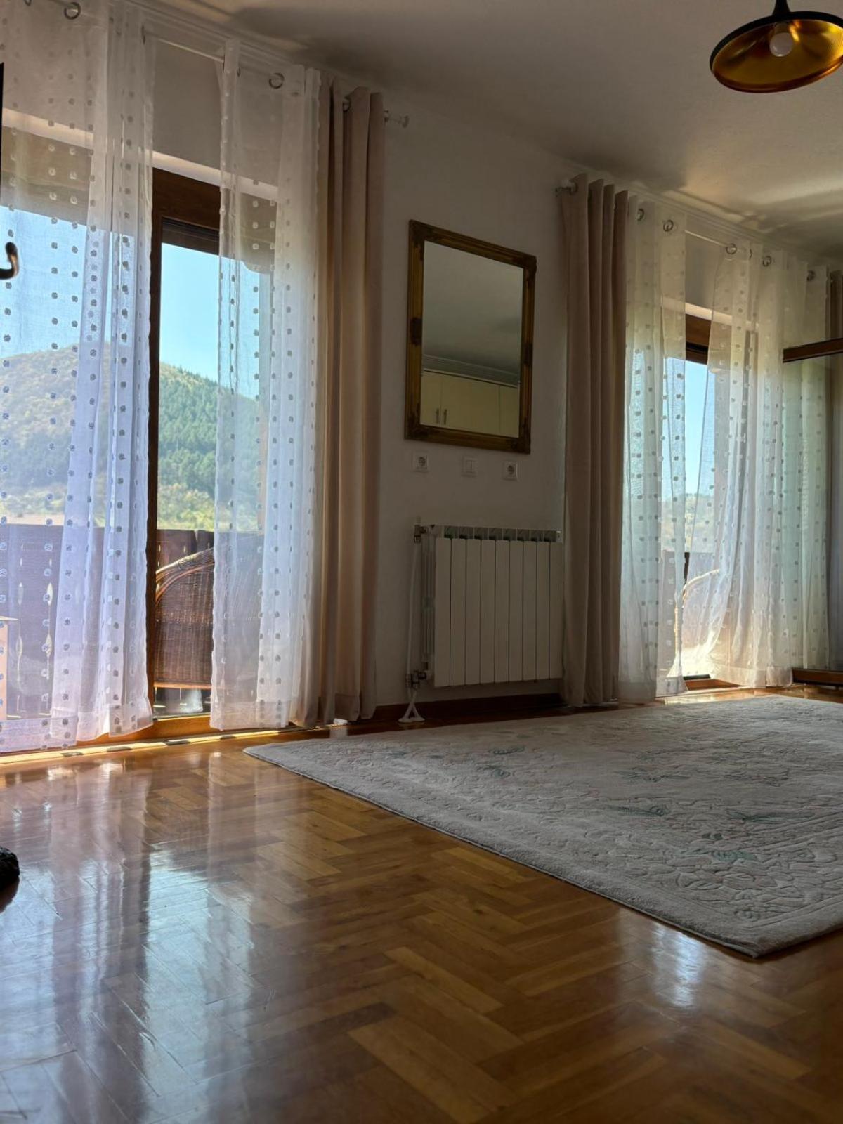 The View Apartment Visoko Exteriör bild